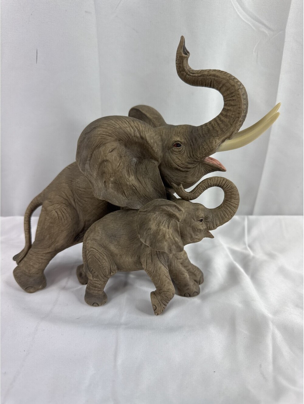 Vintage Andrea by Sadek Porcelain Elephant Mother and Baby Figurine #5661 Japan